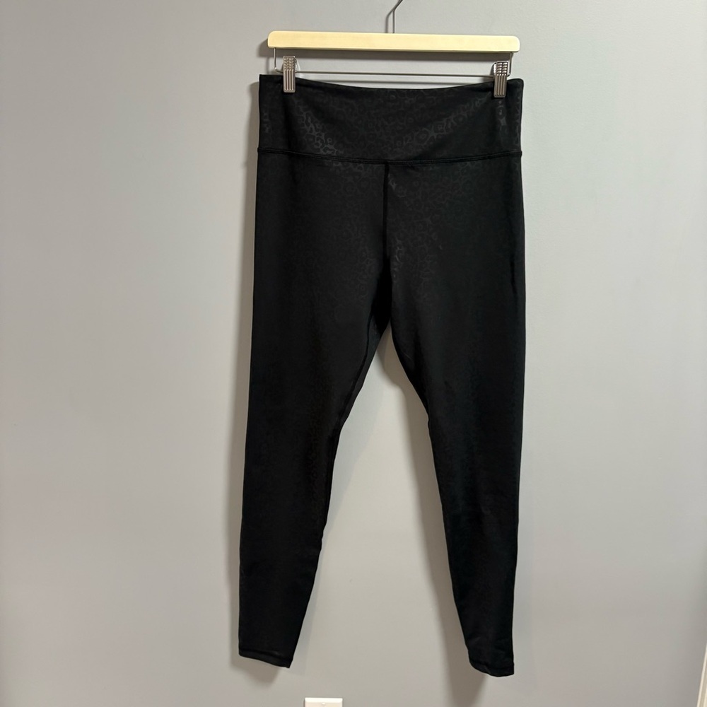 ZYIA Black Textured High-Rise Leggings